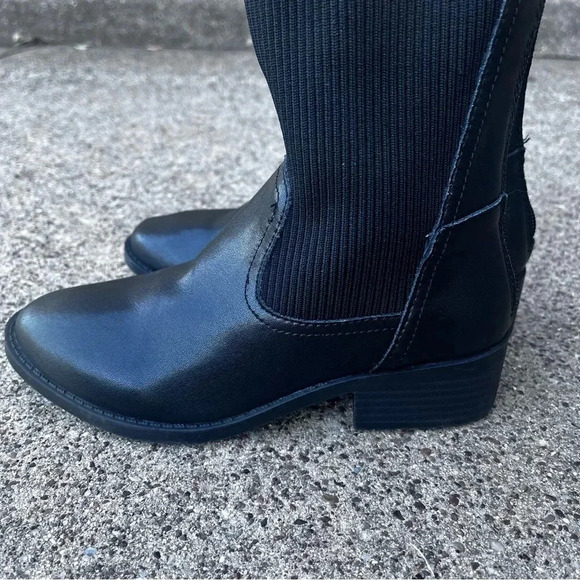 Steve Madden Girl’s J-Elated Black Tall Boot Stretch Calf Leather Black Kids 2 - Picture 4 of 9